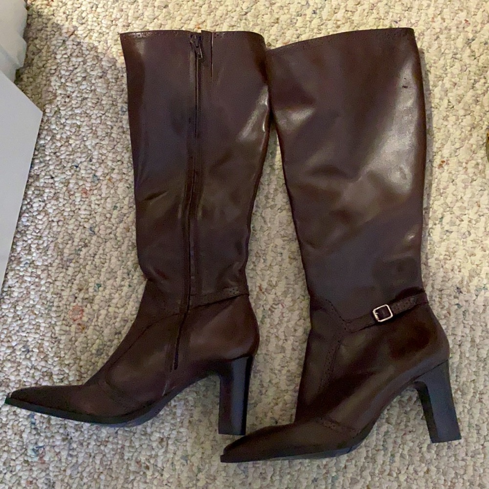 100% leather boots